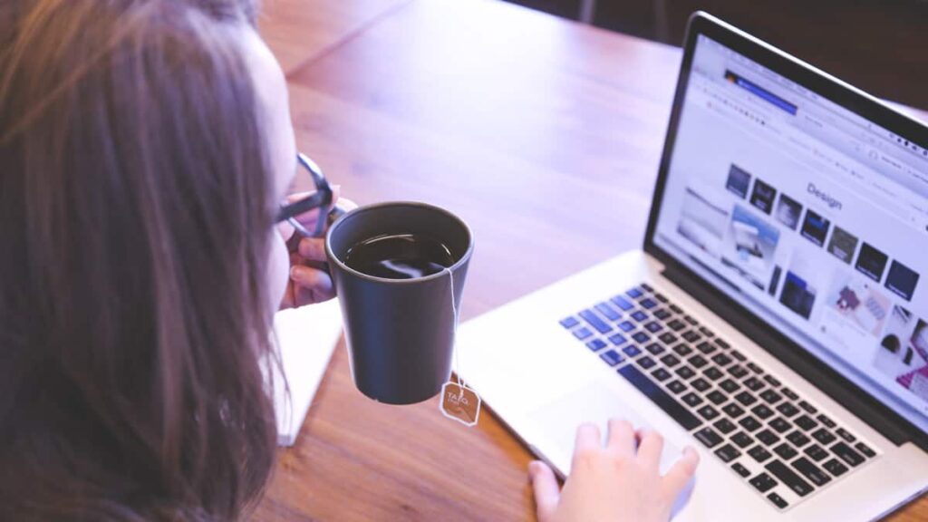 e-commerce advantages