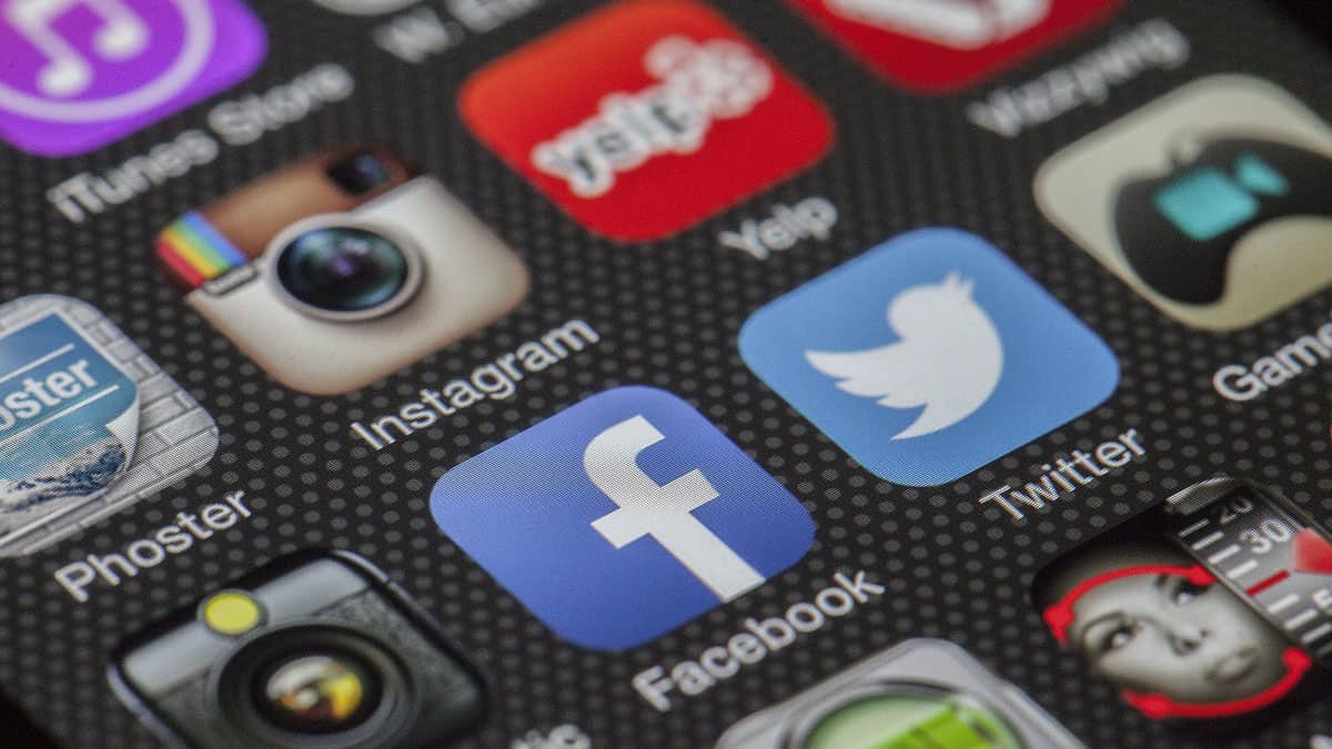 What to Share on Social Media